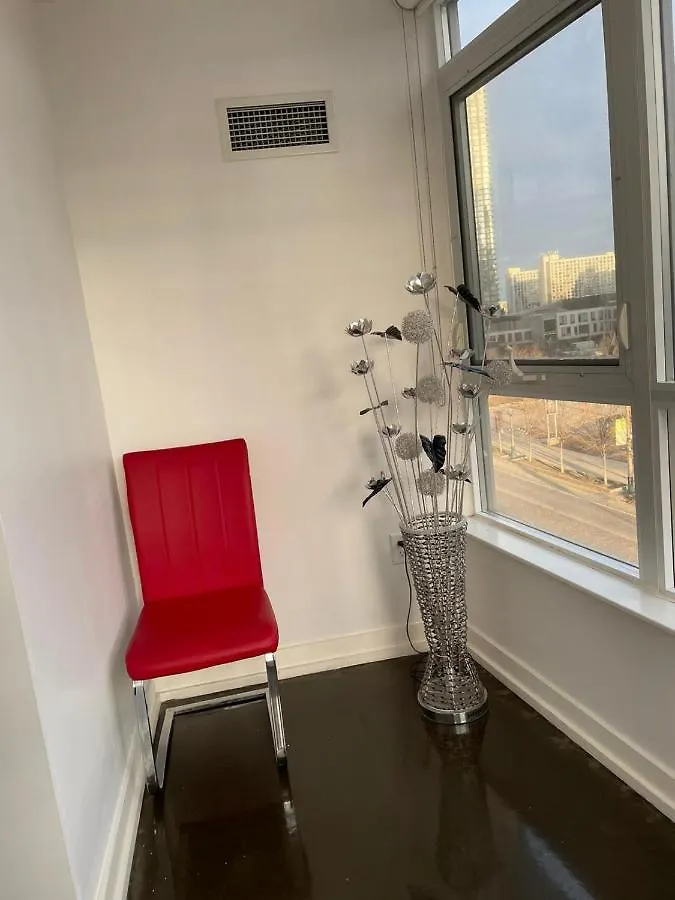 Toronto Downtown Luxurious Stylish 3 Bedroom 3 Bath 2 Balconies Near Rogers Centre Lakeview Condo 0*,