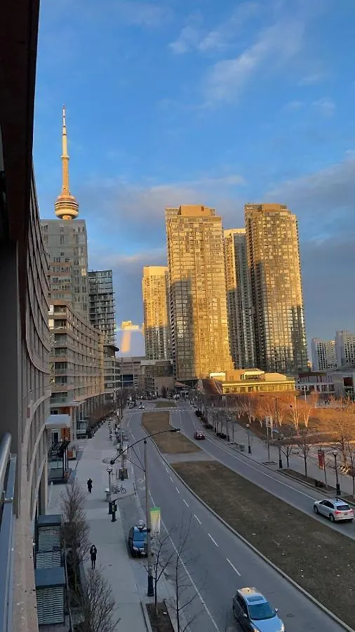 Toronto Downtown Luxurious Stylish 3 Bedroom 3 Bath 2 Balconies Near Rogers Centre Lakeview Condo Apartment